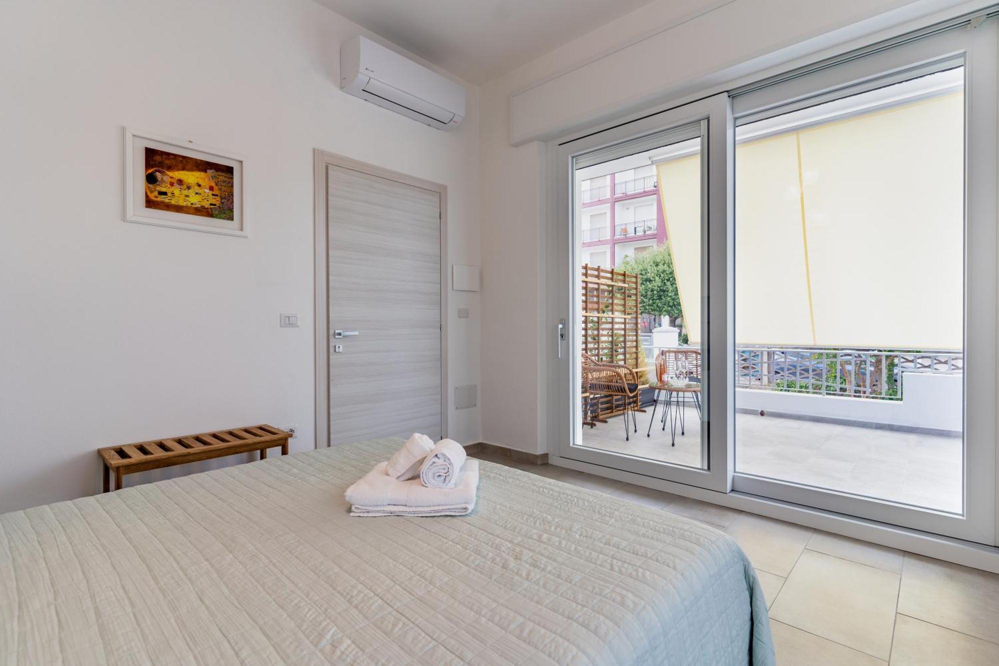 Doctor Guest House Tortoli Exterior photo